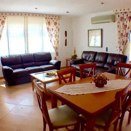 Tatil Evi Sirena Cala'N Blanes (Menorca)